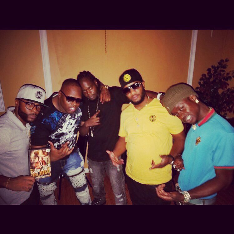 48Servin's tweet photo. Kickin Flav in Memphis TennAkey with real #ProjectPlayas Salute the Homie @Criminal_Manne Happy OG Day foo💯 #48TracksEnt #lingowitdamigo2 https://t.co/EfiDZmLmeY