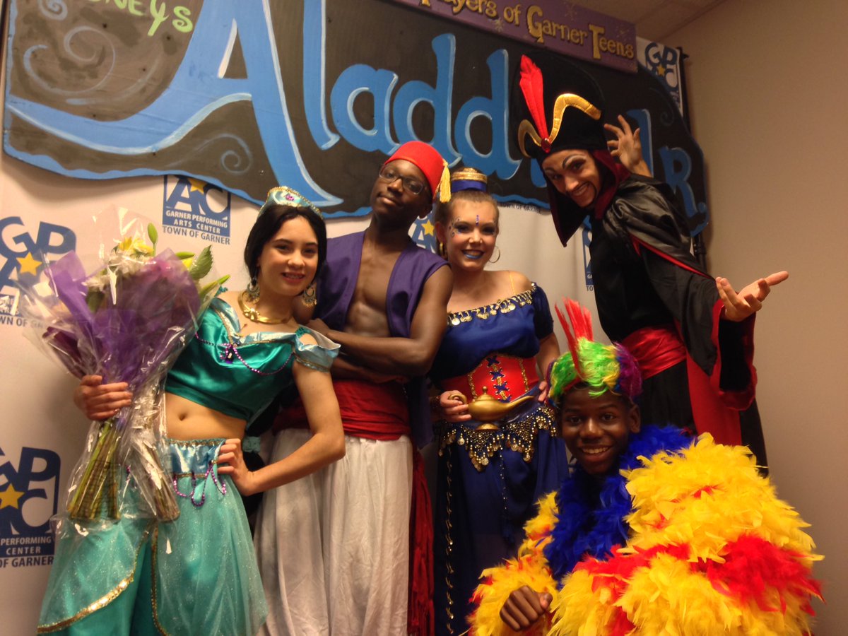 TownofGarner's tweet photo. #Aladdin Jr cast members backstage after this afternoon's sold-out matinee. 1 more show tonight at 8 @GPACGarner! @towneplayers  @GarnerPRCR https://t.co/ZXlbwyXptR
