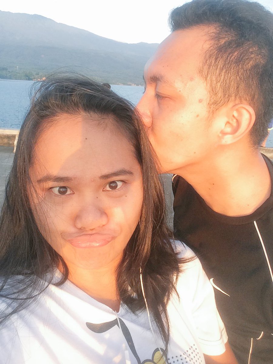 iamchloue's tweet photo. For the happiness. For accepting the real me nd for loving every bits of my imperfect self. Ty love 😍😘 Everyday. Iloveyou 😘😘 #cmserye https://t.co/HsEX47lrYQ