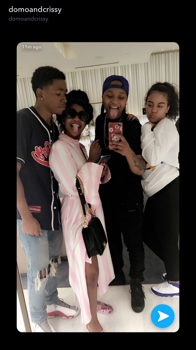 hazel__lee's tweet photo. In love with these two relationships 😫 #powercouples @domoandcrissy @ShortyMacShort_ @RollPlanes__ https://t.co/yzo2Sg5Yj1