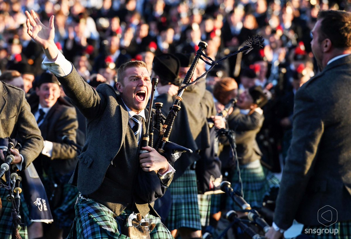 snsgroup's tweet photo. 🎶🏆 Congratulations to Inveraray and District who have won the World Pipe Band Championships 2017!! 🎉 #wpbc2017 https://t.co/3TbJ0QnYcr