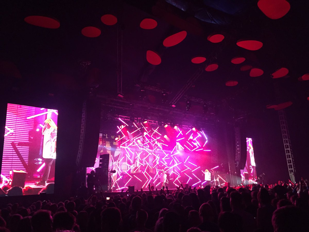 shaikio's tweet photo. Go go @almacyber long way from @SuokkiStudio @PMErec @musicfinland @flowfestival #cyberalma #flowfestival2017 https://t.co/MGUe18uIdw