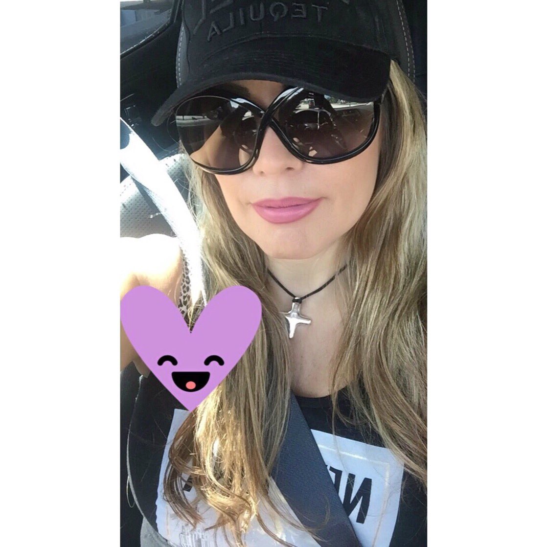 Mayra2809's tweet photo. #Saturdayvibes https://t.co/gu5wxjwLAU