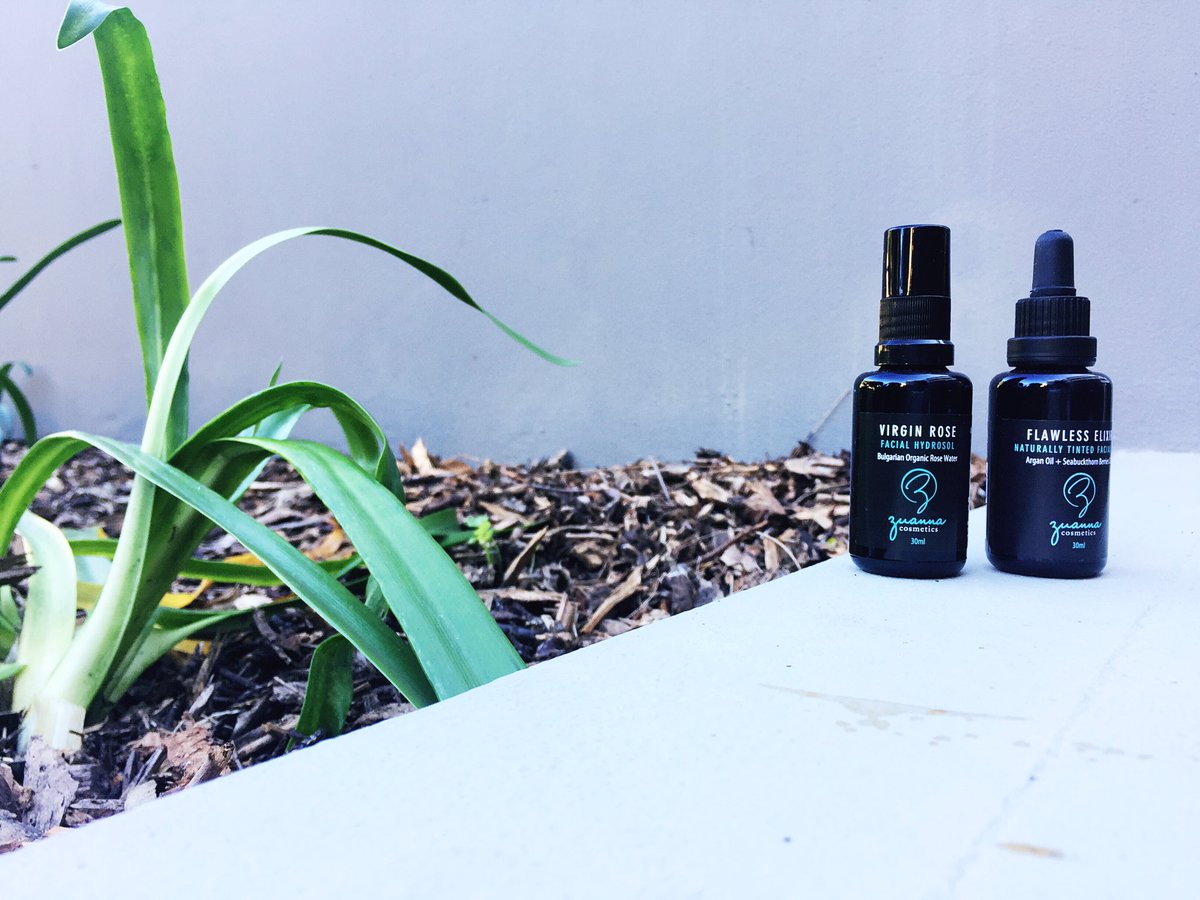 zuannacosmetics's tweet photo. The ultimate skin prep combo for hydrated glowing skin 👌 https://t.co/nWWiMlepfe