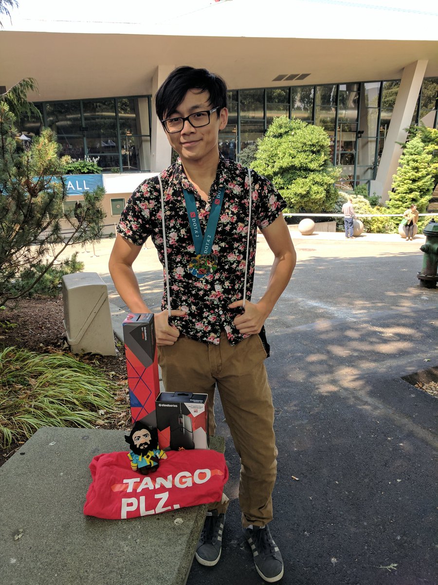 SteelSeries's tweet image. Congrats @MobileSuitGuy for finding the drop first!! Stay tuned for more real soon ;) #TI7