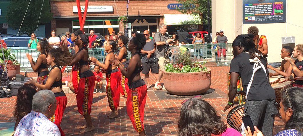 DeweyRants's tweet image. Wow @SpfldJazzFest ! Blown away by #PVPA dancers and drummers!
#BestActAllDay