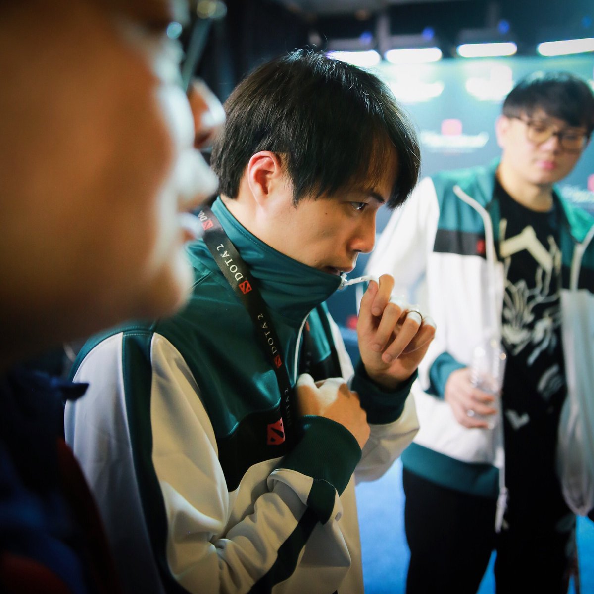DOTA 2 tweet media
