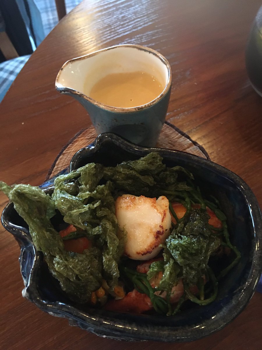 hindleyoung's tweet image. Best birthday lunch @HarbourStarInn The crab with avocado ice cream was fabulous! Thank you @andrewpern &amp;amp; team. x😍#ilovewhitby #whitbycrab 🦀