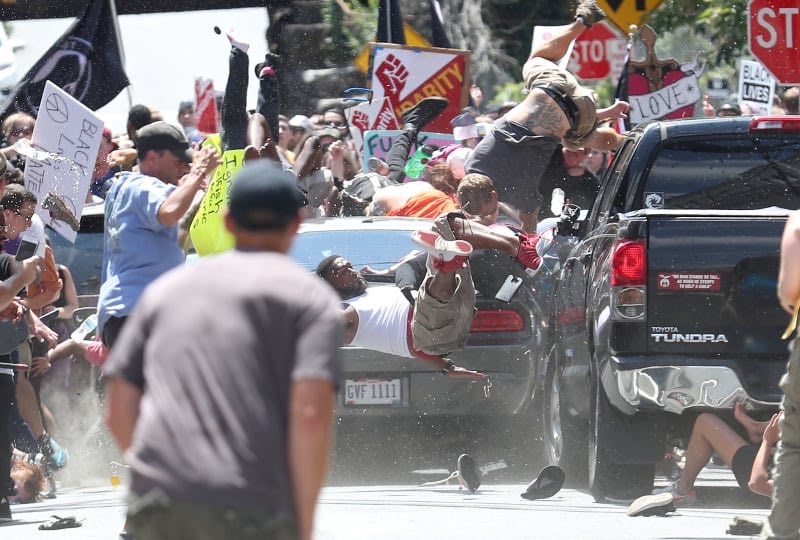 transparency_a1's tweet photo. "Killed crossing the street" ! wtf! Says Sun FM syndicated news reader ...LOOK ! https://t.co/zf2djgQf5K #Charlottesville #Racistmurder
