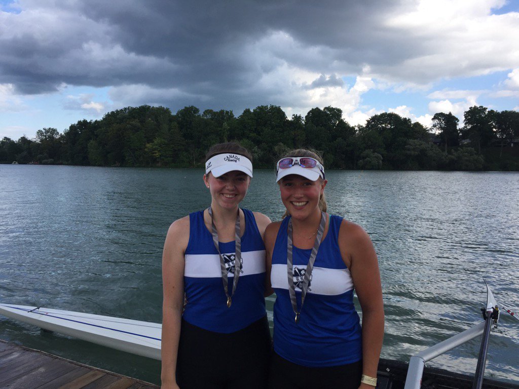 beAshark's tweet photo. U19 W2- Gold for Brockville RC (C2.21) @HenleyRegattaCA https://t.co/lWPnpI3B5O