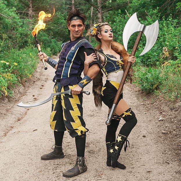 ⭐️⚡️Huzzah to another great day at the @newyorkrenaissancefaire !!! ✨⚡️⭐️ We premiered our second show today with new tricks, jokes, and pr…