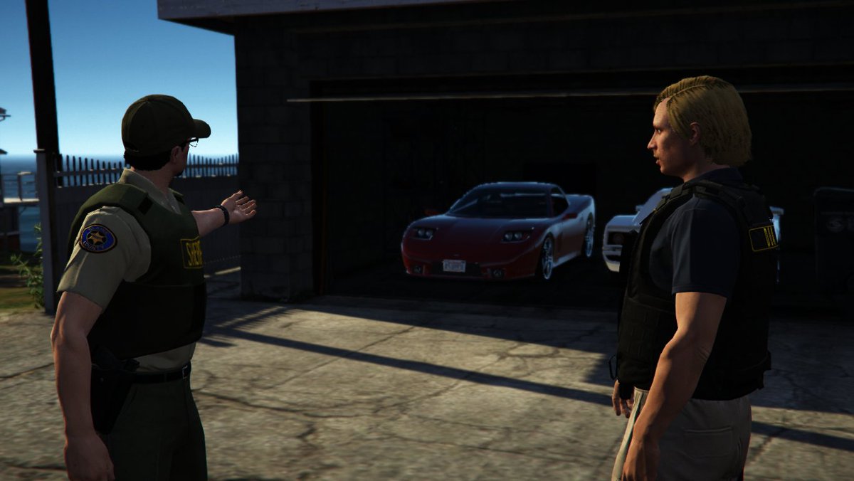 AlexVonShep's tweet photo. -What? That super sport beauty? No... https://t.co/vChjtnPmSY