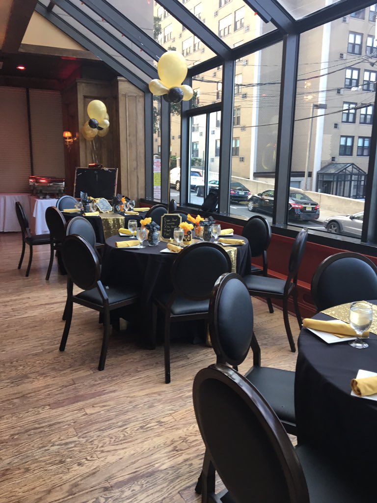 JSosa1's tweet photo. Another successful event by Silouhette Party Designs! Love how well it turned out. https://t.co/4PIkF7s5WJ