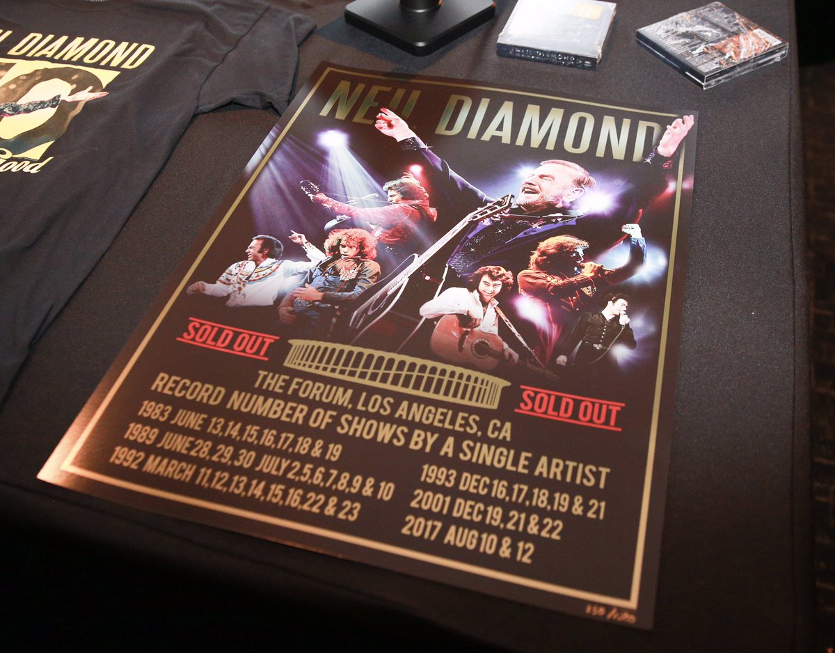thekiaforum's tweet photo. TONIGHT: @NeilDiamond returns for Night 2 at the Forum! Terrace opens 5pm, doors at 7pm, show around 8pm. #NeilDiamondForum https://t.co/Naz7D9Twy5