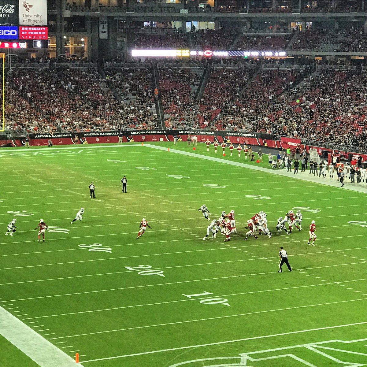 kizzie982's tweet photo. #RaiderNation πWE HEREπ#OAKvsAZ #AttackTheNest ππΎπππΎπ https://t.co/Lby3bnyUOe