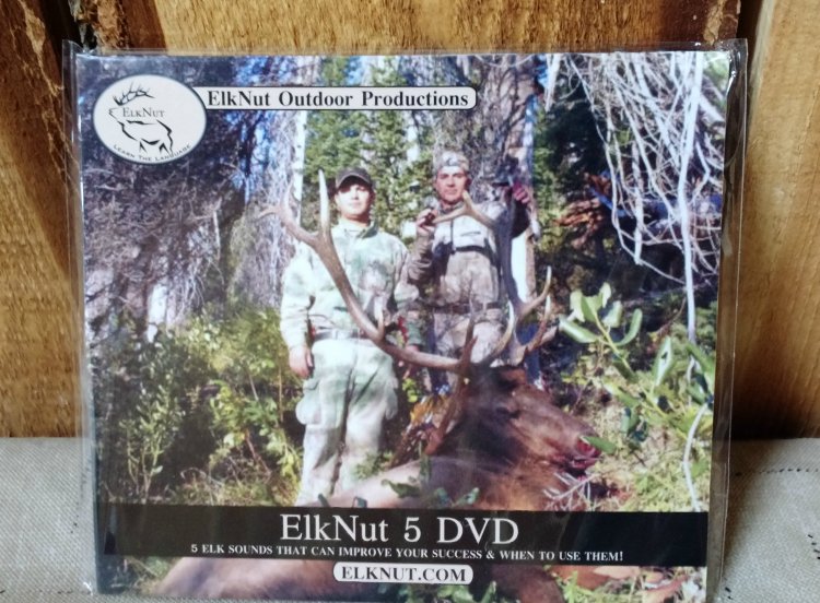 ElkHuntingTips's tweet image. Know 5 basic elk sounds &amp;amp; their meaning, how/when to make them. Location, Advertising, Nervous Grunt, Cow Calls elk-hunting-tips.net/elk-nut.html#E…