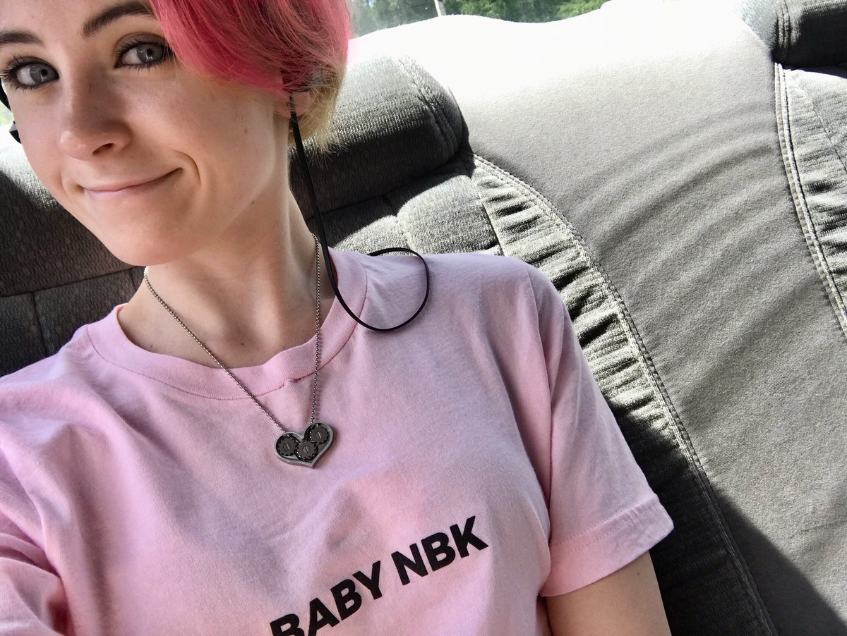raenstorming's tweet photo. Reppin’ the movement that gives me a reason to go on 💖 #NBK @NiykeeHeaton https://t.co/r4gSjXYyMo