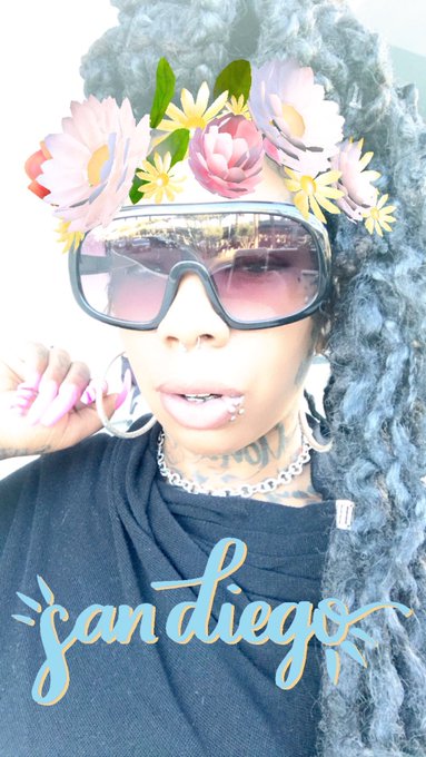 The loyalist fan ever @YoungDolph 🐬😍 #BulletPROOF @DjRocksteddy @KeyGLOCK #GlockSeason #PRE4Life I came<a href="/tag/bulletproof"class="tags">#BulletPROOF</a><a href="/tag/glockseason"class="tags"><span>#glockseason</span></a><a href="/tag/pre4life"class="tags"><span>#pre4life</span></a>