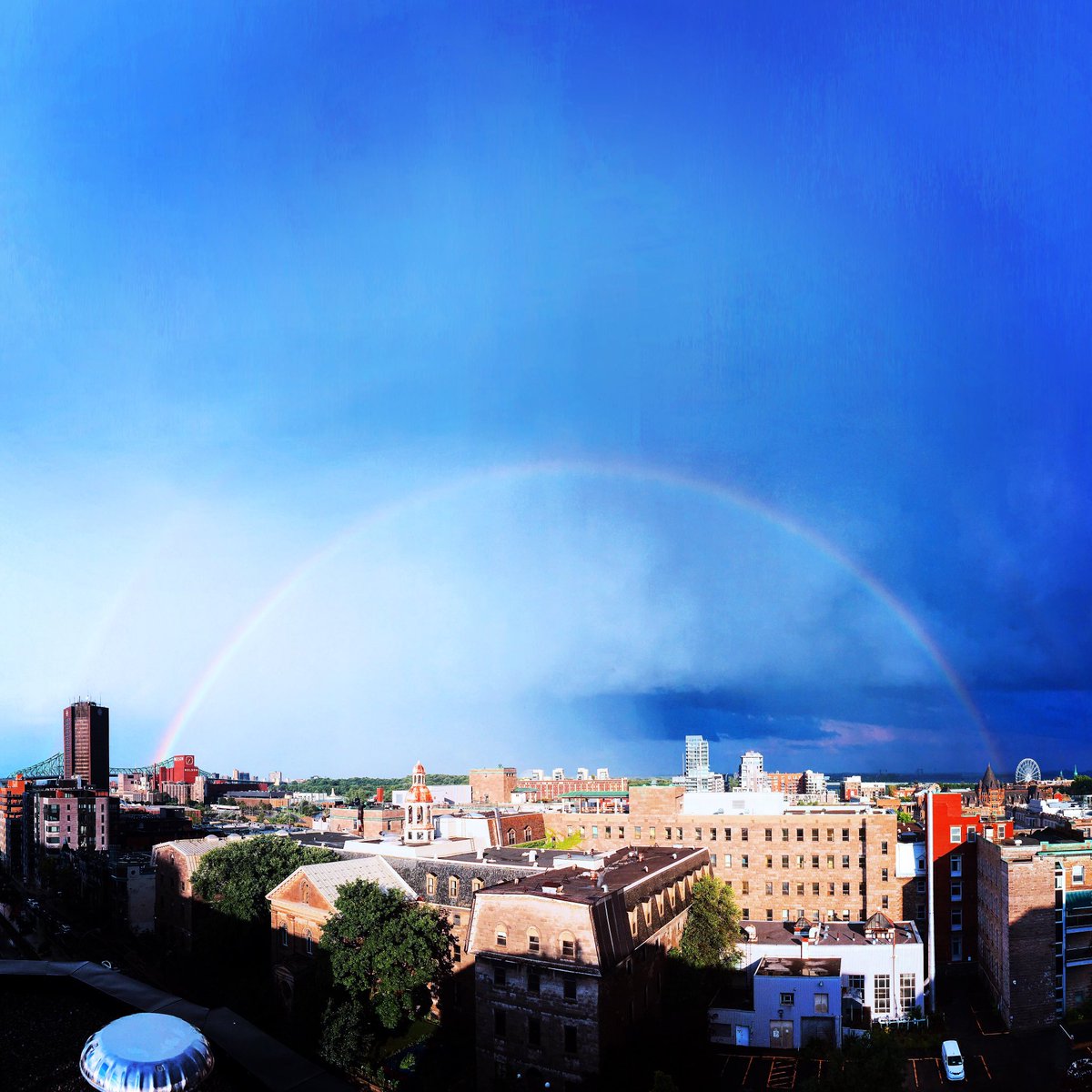 difrancesco's tweet photo. Magic Moment #Rainbow #FullRainbow #Montreal #MTLMoments #RadioCanada #Molson #JacquesCartier #GrandeRoue #GareViger #Summer #BlueSky https://t.co/UVPidDQDFq