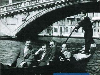 friseuringo's tweet image. #Venezia, Ponte di Rialto. 
#BenjaminBritten e #PeterPears
CoverBoxCD.
&quot;Death in Venice&quot; #Opera.
Su Libretto di Myfanwy Piper,da #ThomasMann