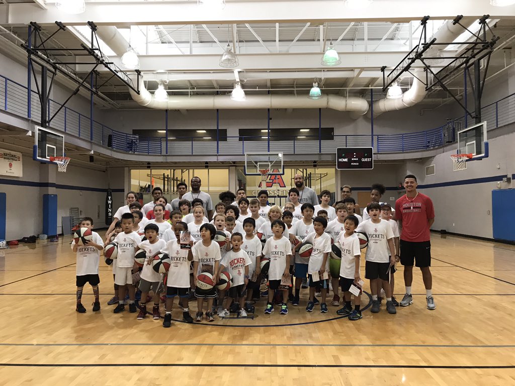 coachericlove's tweet image. Summer camps ARE officially over today! 10wks 30+ camps over 1000 kids all over greater houston #impactmade #ThisIsTNBA