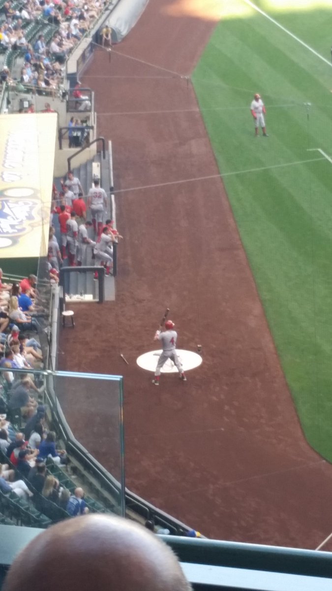 CPhT76's tweet photo. Cheering on the @Brewers but hoping @Sgennett2 has a good game too. #DividedLoyalties #FavoriteBallPlayer https://t.co/DA4zw6WKOH