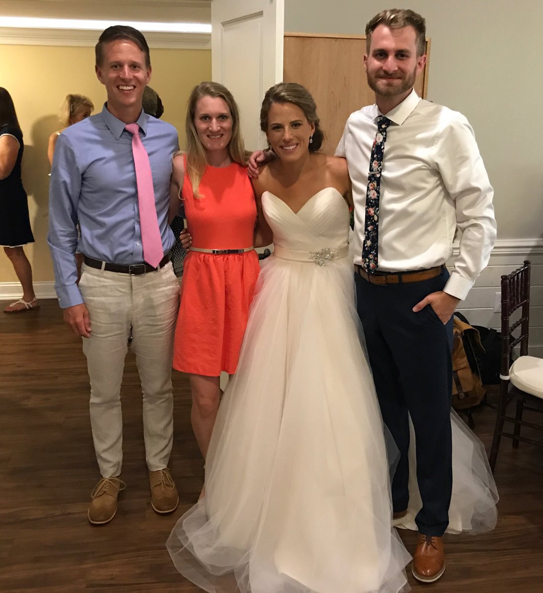 YCPXCTF's tweet photo. Huge congrats to @ajayneeee on her wedding day 👰🤵 #ycpxcalumni #theshueyfits https://t.co/HyBXcqum2K