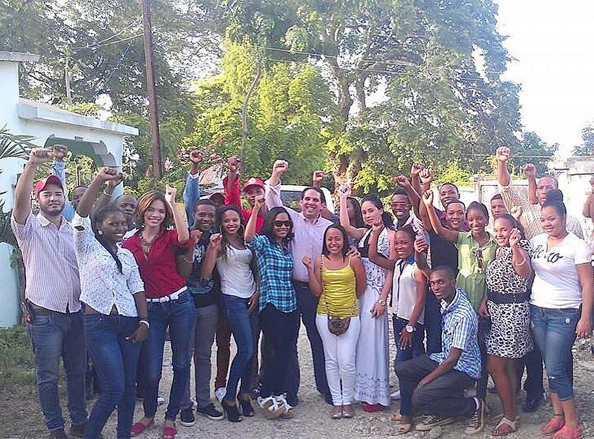 RdVamos's tweet photo. Una sociedad se nutre de la fuerza y creatividad de sus jóvenes, aprendamos siempre de ellos ! #FelizDiaInternacionalDeLaJuventud https://t.co/cT16AY63PG