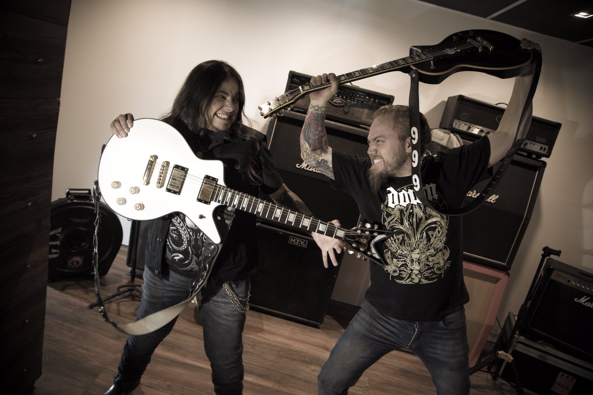 AnibalGtx's tweet photo. FIGHT!!!😁😁 PROXIMA CON @GTXMETAL EL 9/9 EN @RefugioGuernica #9ºaniversario https://t.co/Yg3Zl9HkZd