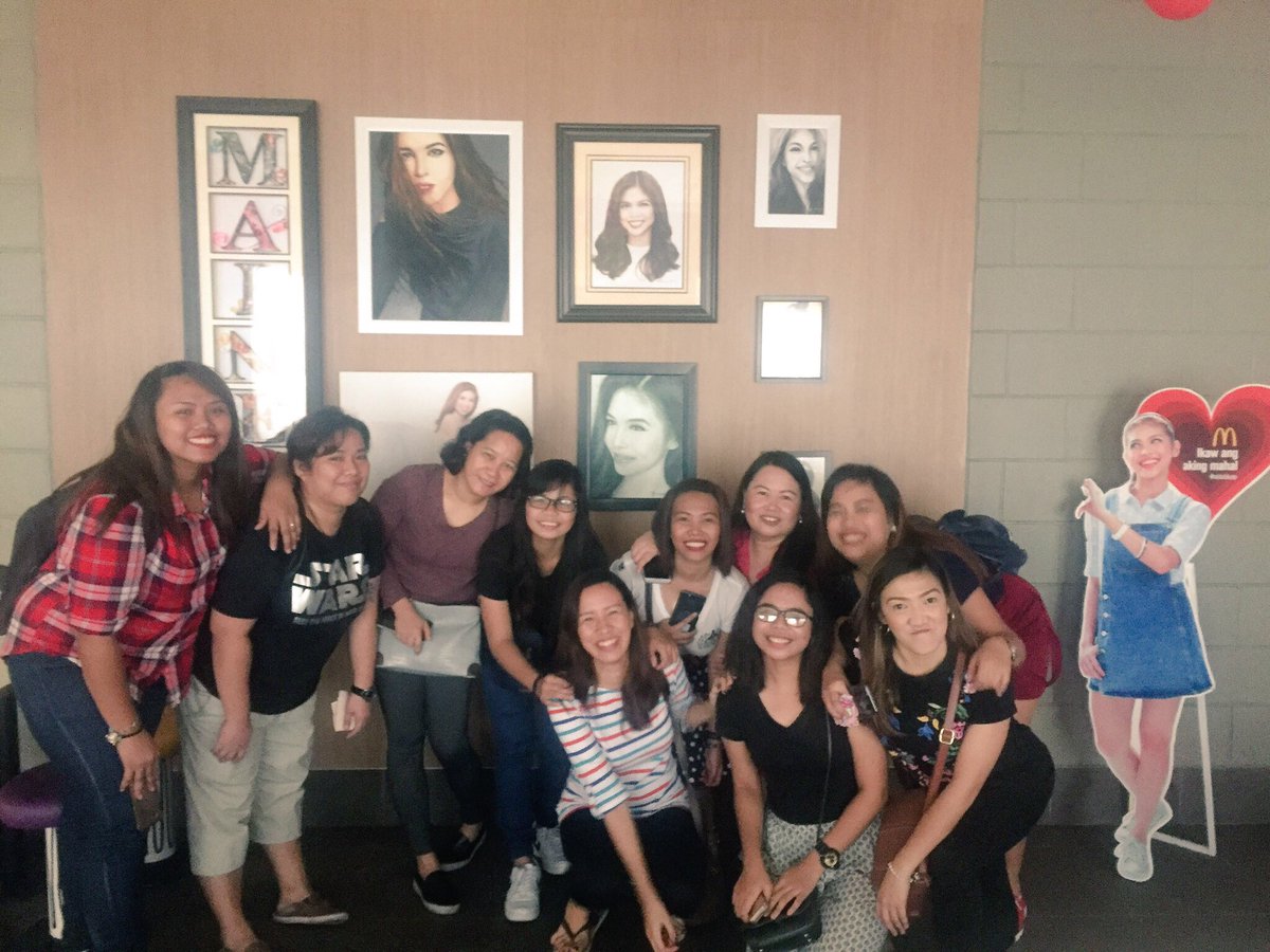 clangdalisay's tweet photo. Hindi halatang masaya kmi. 
From South to North!  Pordalab! 
❤️☺️😊 
#ALDUBSoBlessed #McDoStaClara https://t.co/cfZc76XqTr
