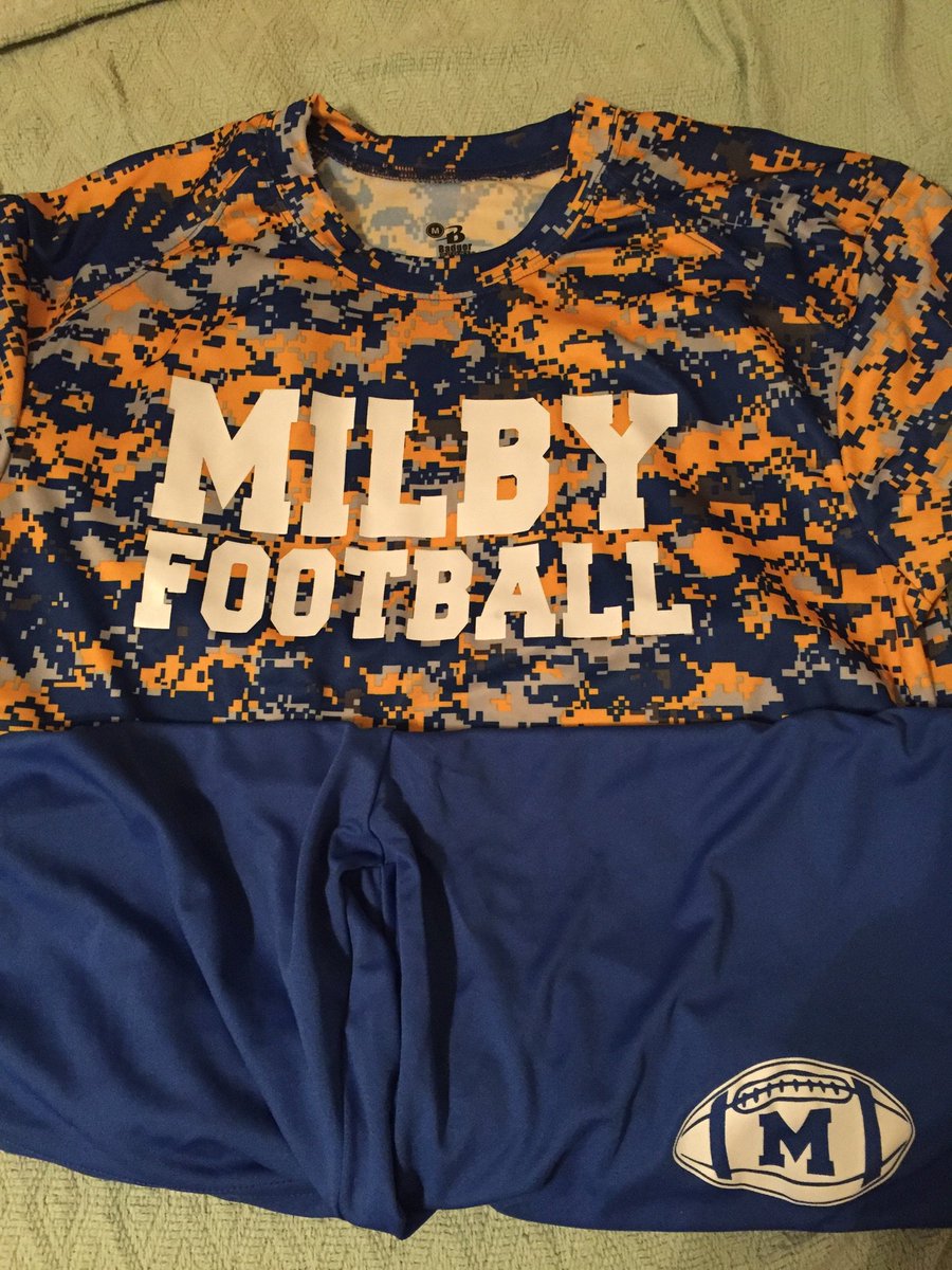 MilbyFootball's tweet photo. Ready for Monday! https://t.co/84nMXx8d4L