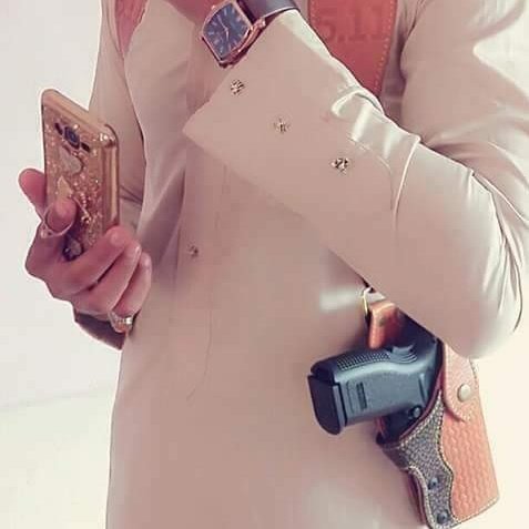 عندما تدمن على شخص !.
ستتعب كثيراً إن غاب عنك لحظه
#ابو_جواد