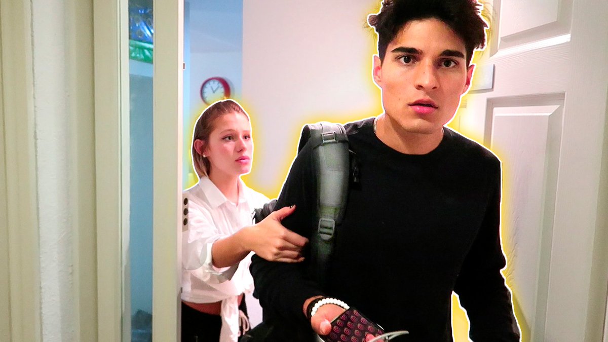 Video nuevoooooo!! "SE ENOJA CON LA NOVIA Y SE VA DE LA CASA"

Sogas muchos RT RT RT!!

video: youtu.be/Ej3ez2tQlxs