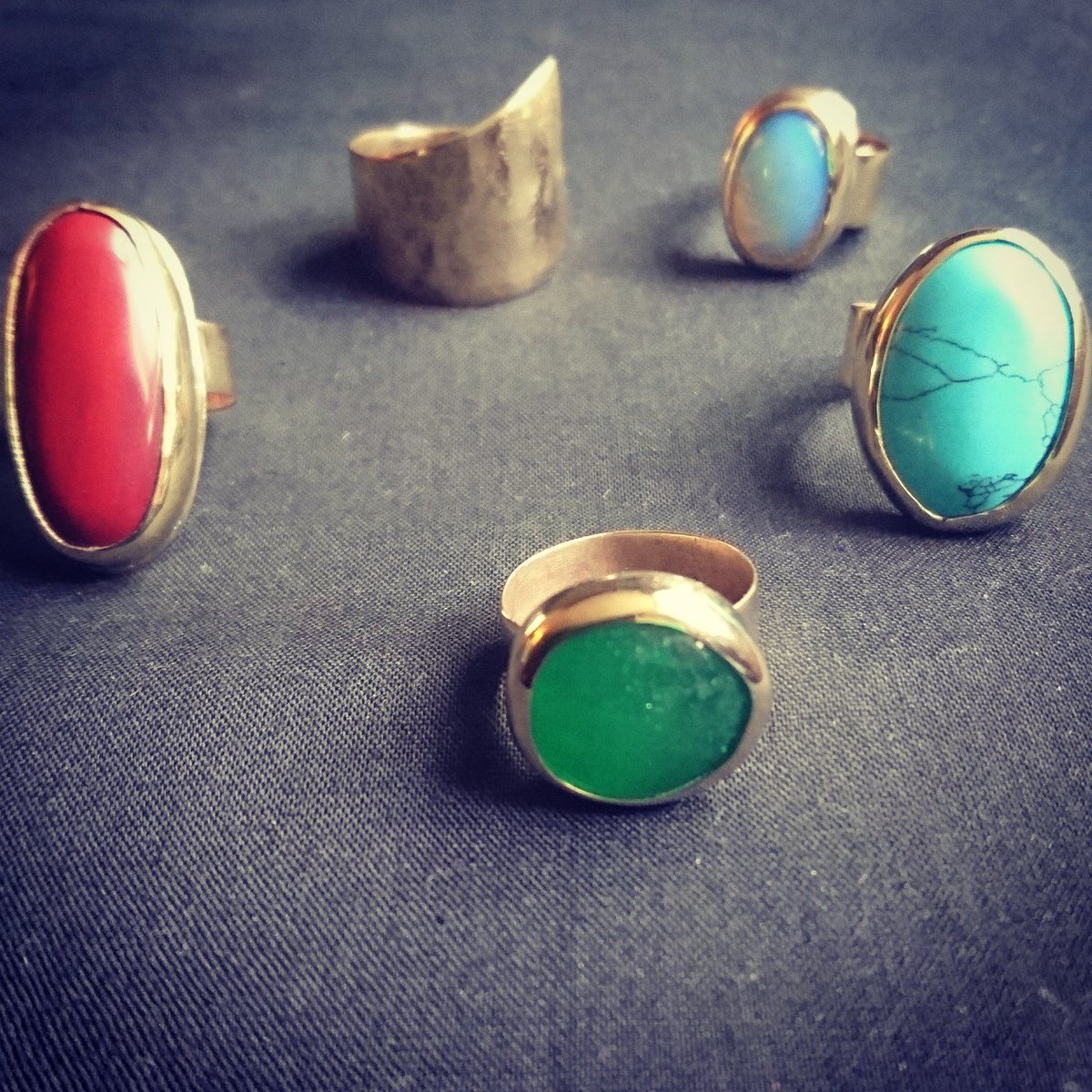 smashing_metals's tweet photo. #brass #rings #handpolished #handmadejewelry #recycled #repurposed #shinyshiny #redjasper #opalite #green #turquoisestyle #shieldring https://t.co/UWeMGuQq4U