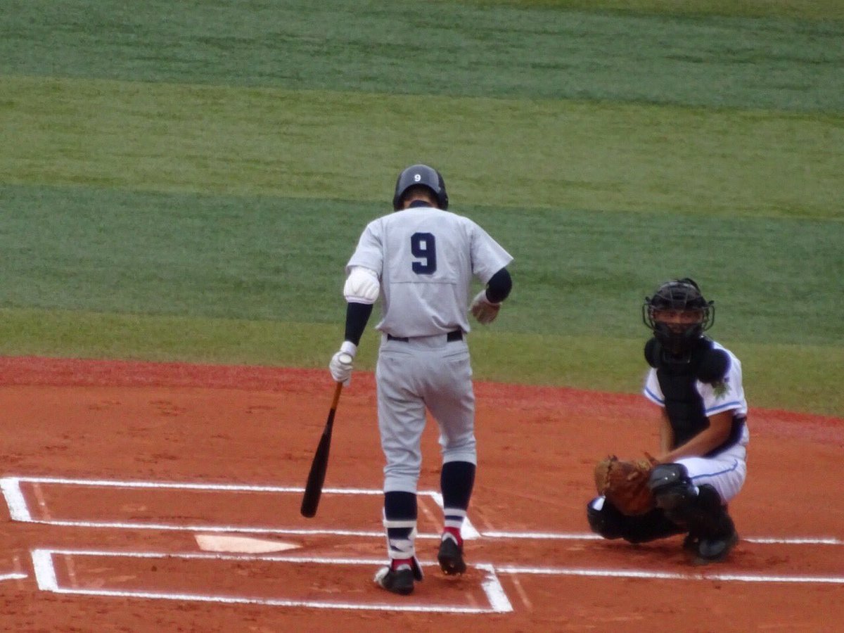 base_ball0411's tweet photo. 入学前から増田君が入ってくるのを楽しみにしてて、デジカメしか持ってなかった私は増田君を撮るのが楽しくて仕方なかったです。どんどん増田君にハマっていって、いつの間にファンが沢山いて名前も体も大きくなっていきました。2年半の高校野球生活を最初から最後まで見れて幸せでした。😌 https://t.co/B3HLNYdsXu