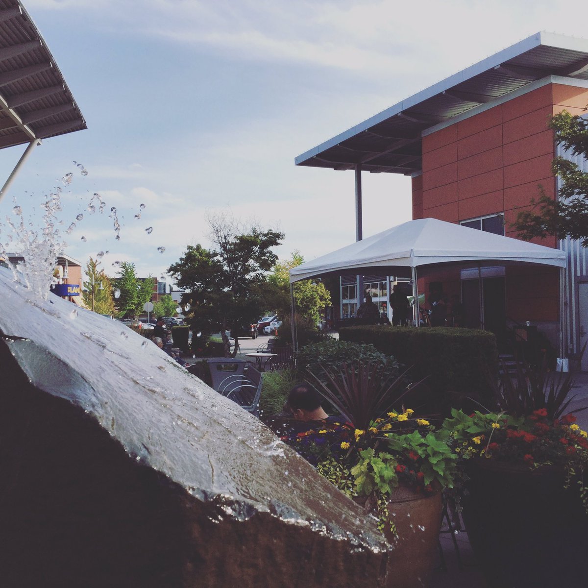 This is the final week of the Summer Concert Series at The Landing! Scott Lindenmuth Group perform jazz classics and new originals now!