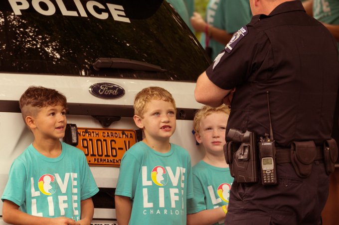 View image on Twitter