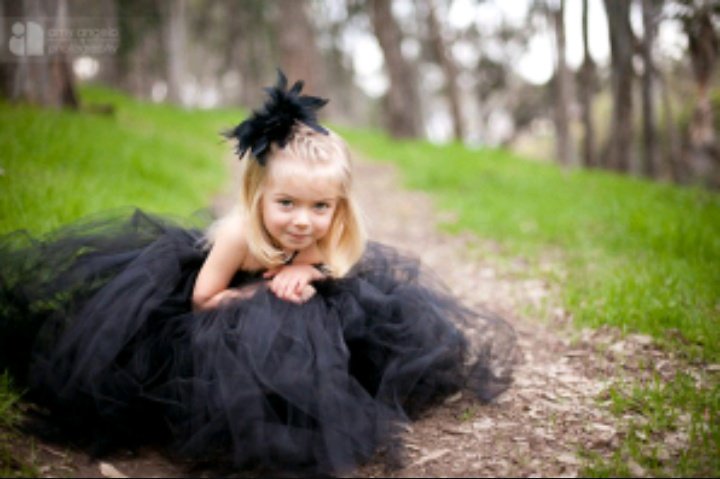 Mavis_TeaTime's tweet image. ~she plays around in the woods~