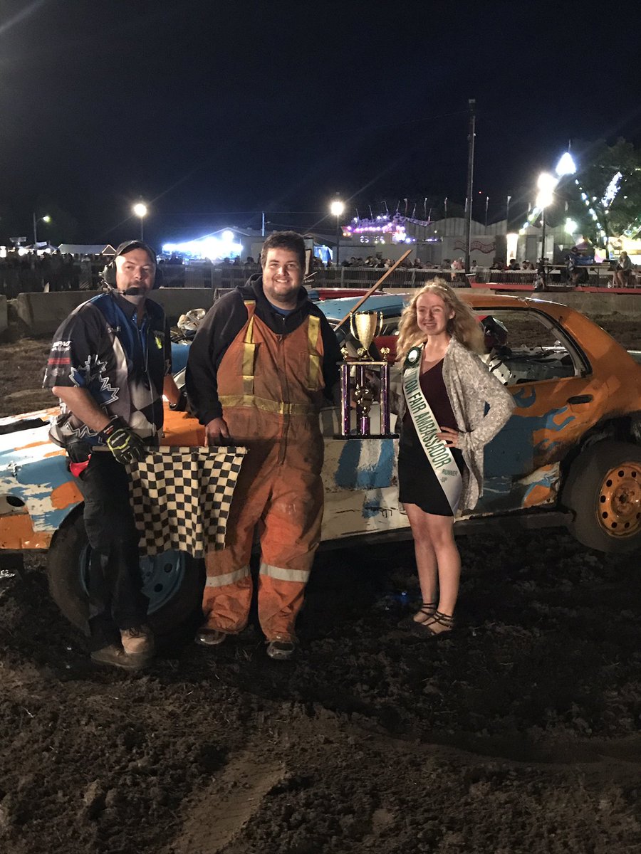 suttonambassadr's tweet photo. Presenting awards to the drivers @SuttonFair #oaas #suttonfair #ambassadorthings #ontariofairs @Lauren_mew https://t.co/JbhAR8qzV2