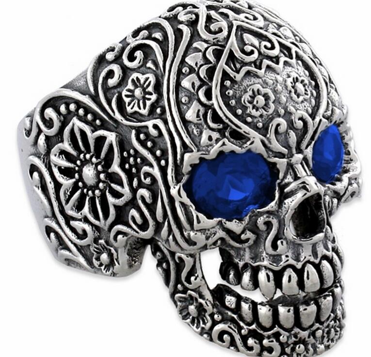 andysoar82's tweet image. #Stainless #Steel Skull #Ring Blue CZ Eyes,any interested in this, call me at (86)-13902900370