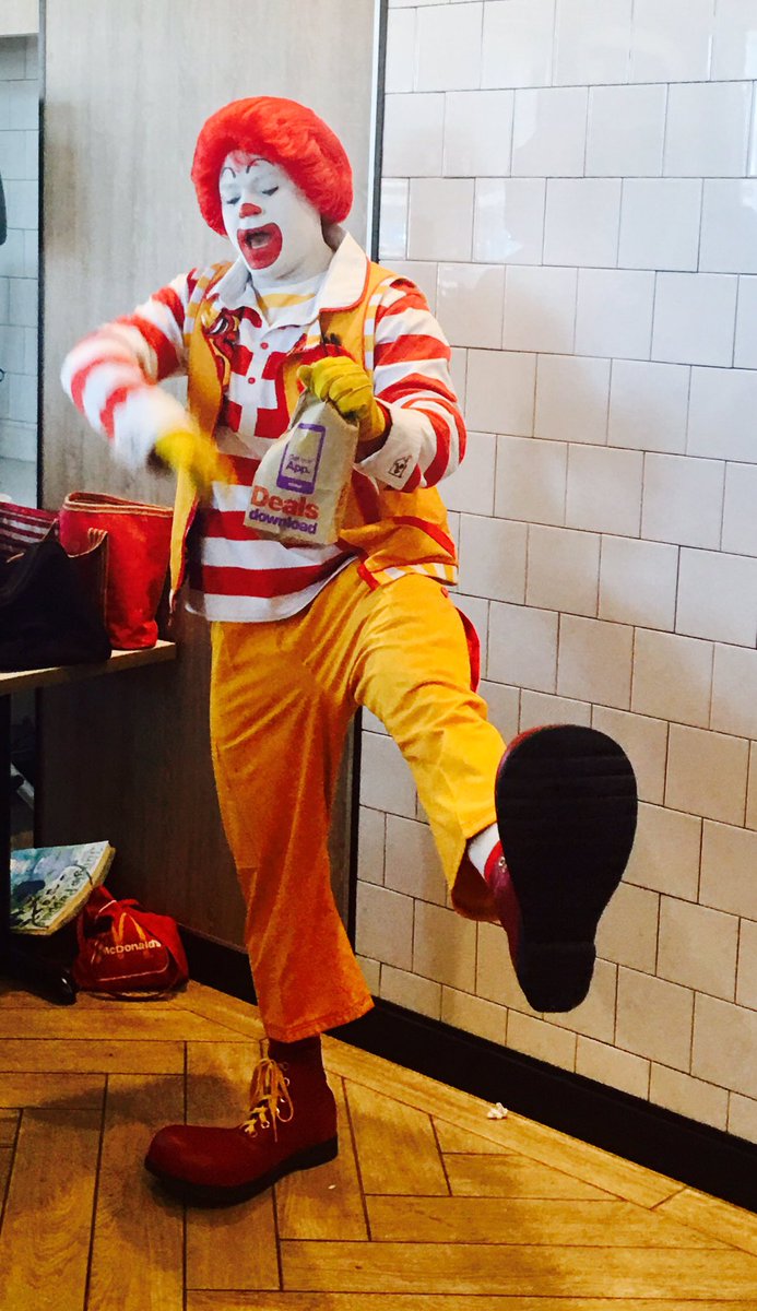 My new job title Vice Mayor McCheese. Thanks Ronald #Mcdonalds #32ndandindianschool #hightech