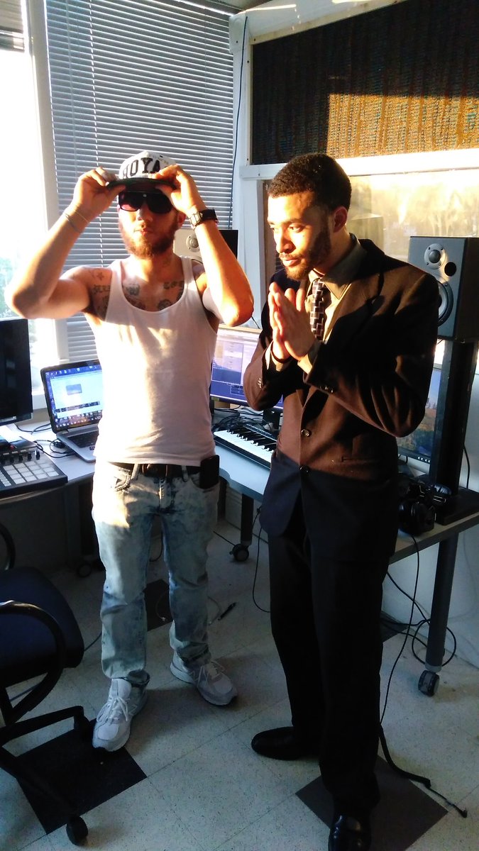 CSGMusicGroup's tweet photo. Its all good we were never pressed for them anyway @CSGMusicGroup #CSGMusicGroup #abwalti https://t.co/P88lHhbuKu