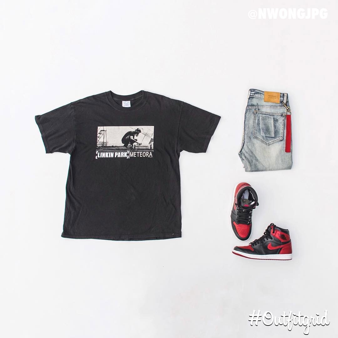 outfitgrid's tweet photo. Today's top #outfitgrid is by @nwongjpg.
▫️ #Vintage #LinkinPark #Tee
▫️ #ProfoundCo #Denim
▫️ #Jordan1 #Bred https://t.co/KlDPS3ScEo