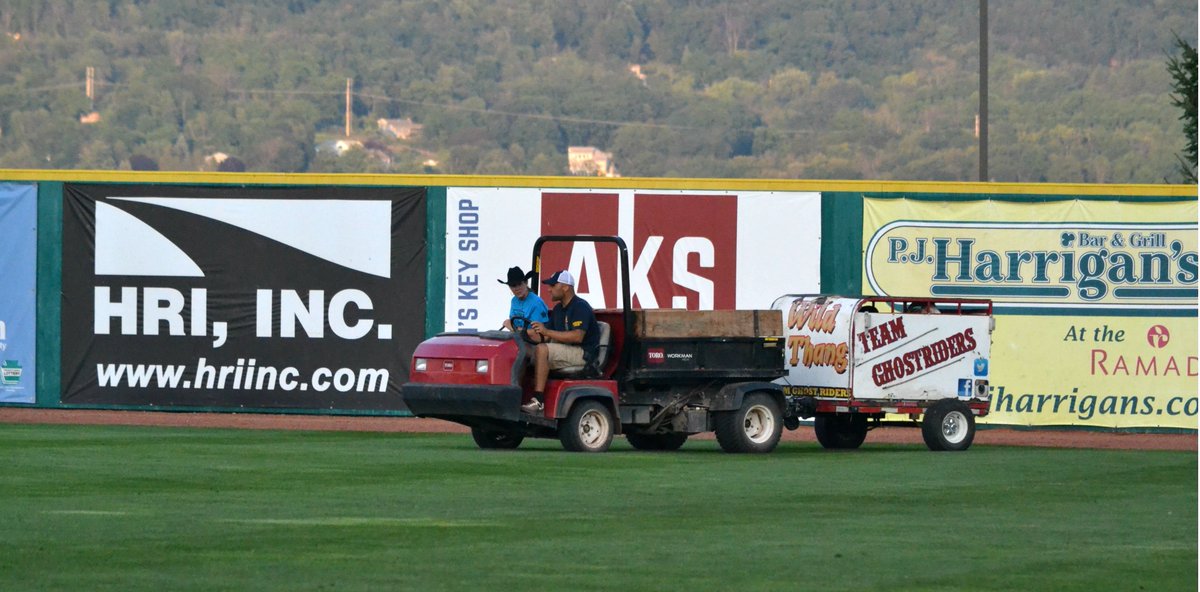 hweikelphoto's tweet photo. It was #CowboyMonkeyRodeo night at the @SCSpikes https://t.co/mlEtcxQPk4
