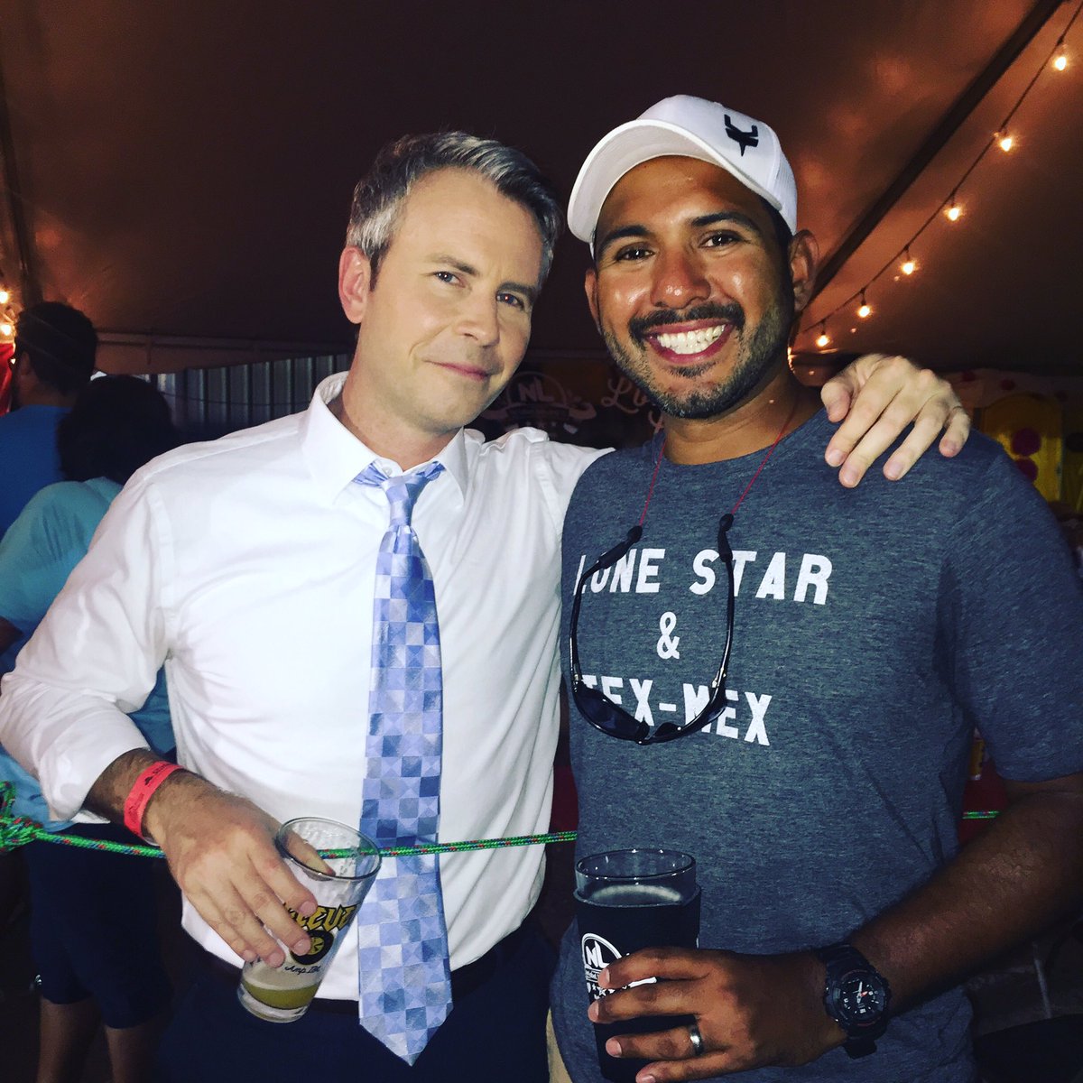 Garciadadof3's tweet photo. Always good to talk with my buddy, @JustinKPRC. Missed you @BrandiKHOU #YMCAOperationBackpack #nolabelbrewery https://t.co/D1GThhy2mw