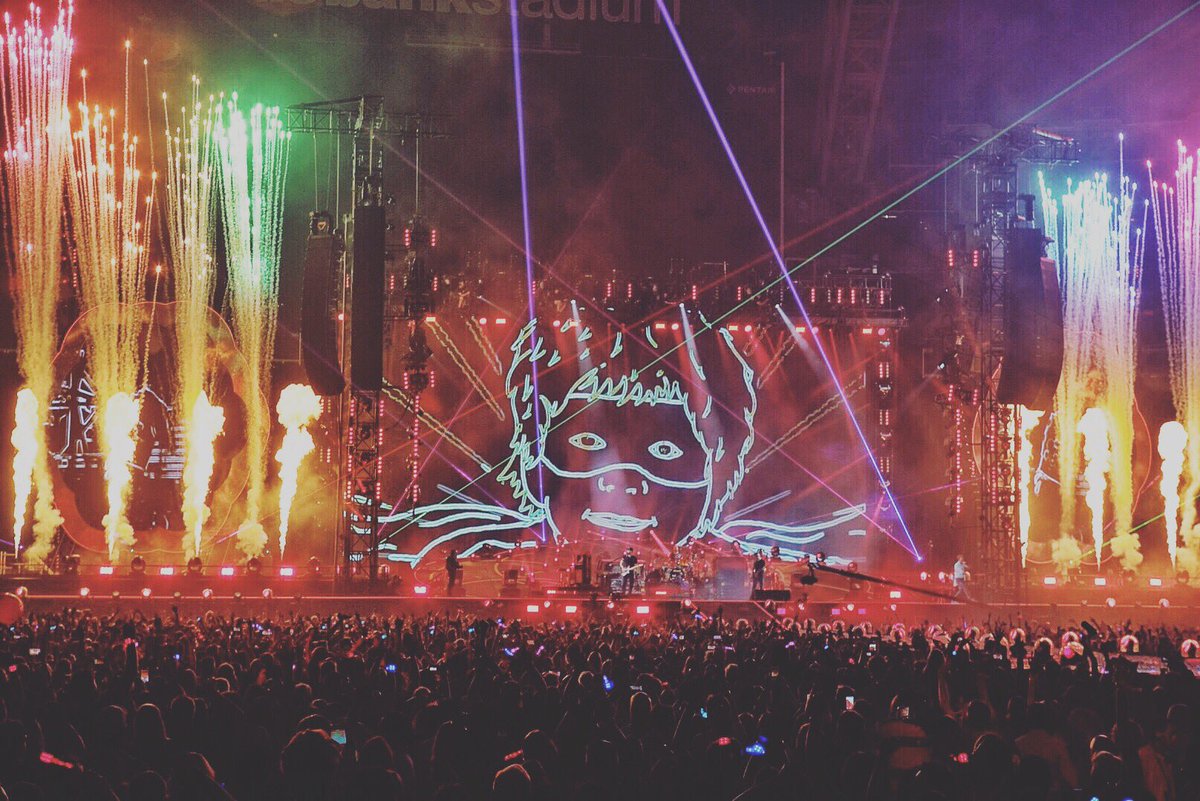 coldplay's tweet image. Something Just Like This.
#ColdplayMinneapolis
R42