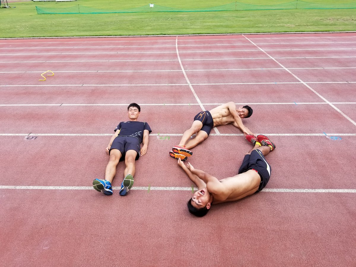 筑波大学陸上競技部 短距離障害ブロック 関甲信まであと 10日 本日から関甲信のカウントダウンと選手紹介をしていきます トップバッターは男子0mの4年生トリオ 写真1枚目左から磯野友希 柴崎琢哉 長野悠生です 目標は 全員優勝 との 筑波大学陸上競技部 短距離障害ブロック 関甲信まであと 10日 本日から関甲信のカウントダウンと選手紹介をしていきます トップバッターは男子0mの4年生トリオ 写真1枚目左から磯野友希 柴崎琢哉 長野悠生です 目標は 全員優勝 との