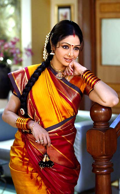 htshowbiz's tweet photo. Happy Birthday @SrideviBKapoor: So what’s it like being a diva at 54? https://t.co/wT1B8pYiE7 https://t.co/ZACQQTEC0s