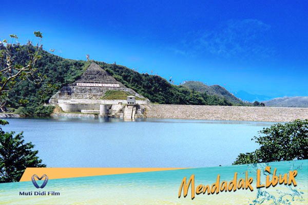 MendadakLibur's tweet photo. #TAHUKAHKAMU bahwa di Lampung ada bendungan terbesar se-Asia Tenggara lho! Bendungan ini bernama Bendungan Batu Tegi. #MendadakLibur https://t.co/2ixXNhSYLe