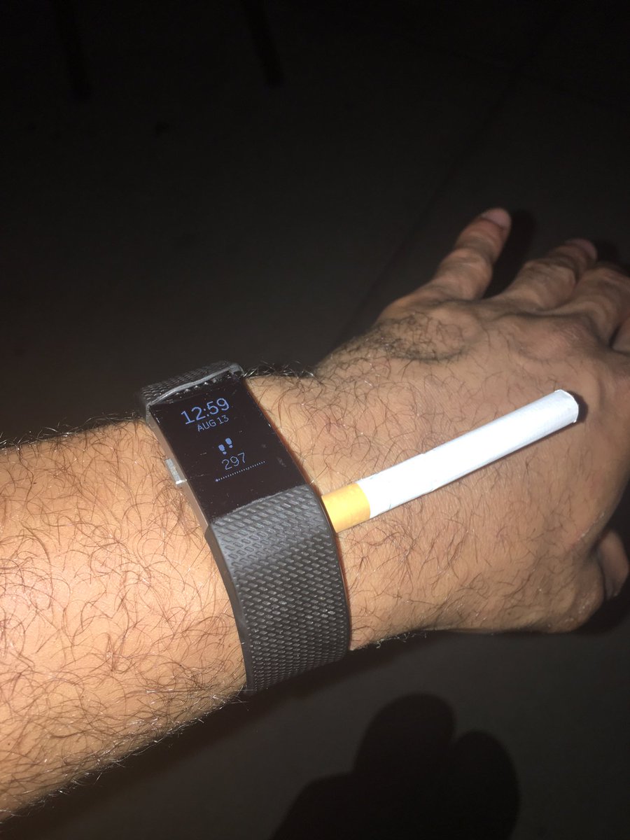 wuddowns's tweet photo. #unfitbit https://t.co/dikm172sl3
